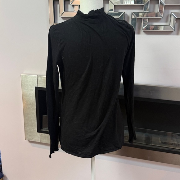 Express black Mock Neck Keyhole Long Sleeve size M - Picture 3 of 5
